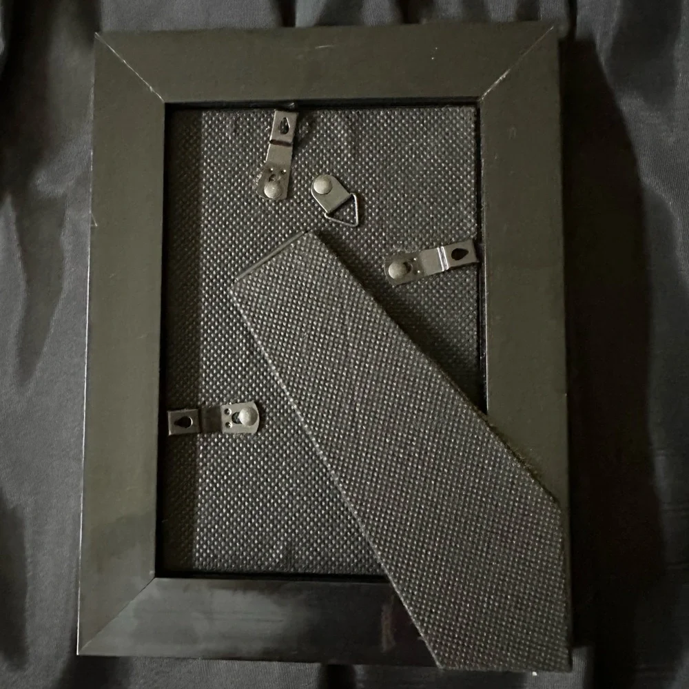 NWOT Silver Grey Picture Frame 4x6 Photo Size